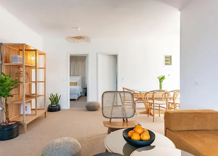 Fos - Casa Casa Group