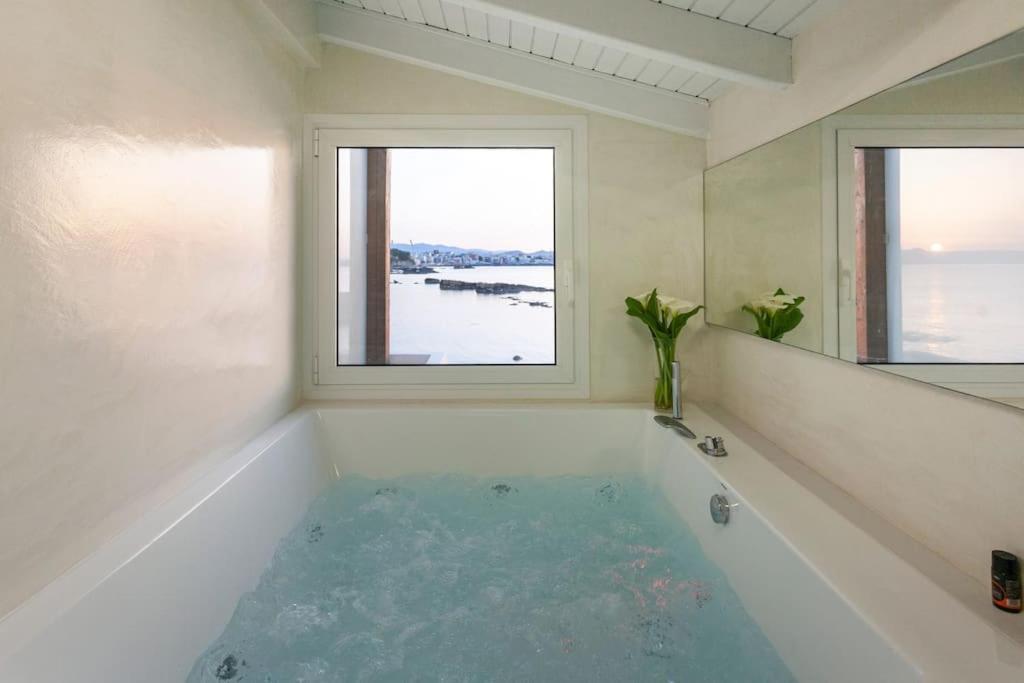 Fos - Casa Casa Group Holiday home *